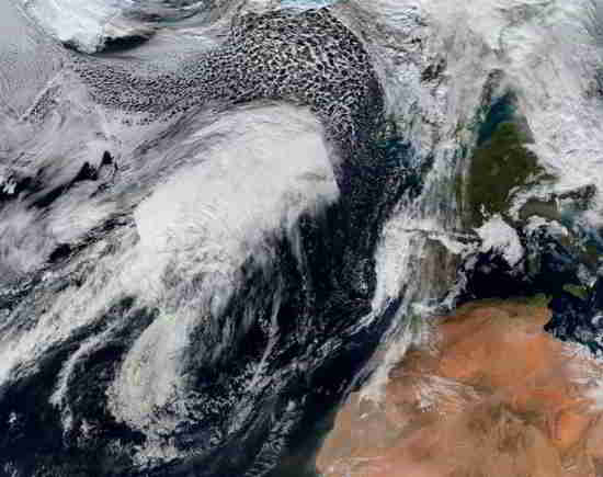 Est-ce que la zone 51 est la maison d'un projet de contrôle de la météo ?