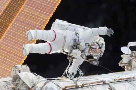 kelly-fix-iss