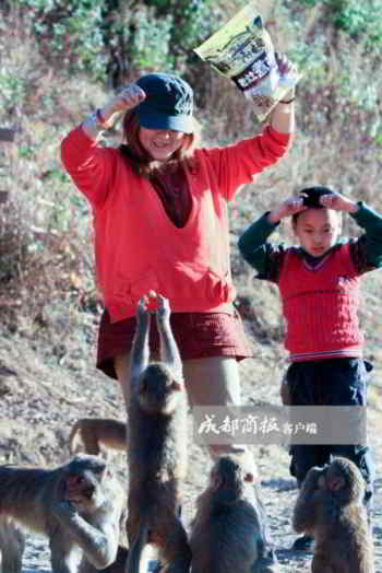 Xianfeng-monkey-village3-600x899