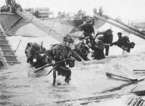 La Seconde Guerre mondiale a ses liens avec la révolution industrielle