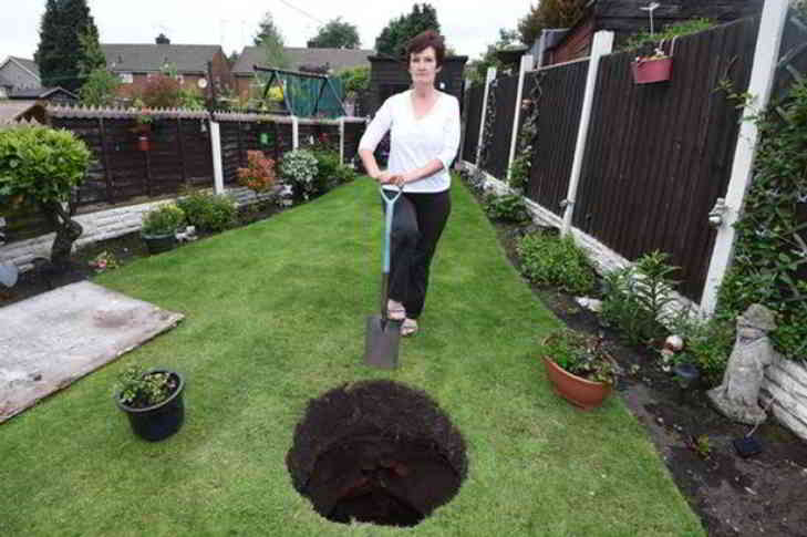 jardin-sinkhole