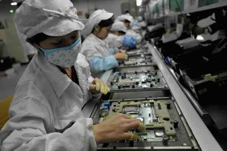 foxconn-robot