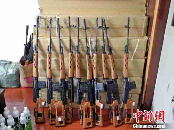 répliques-armes-prison