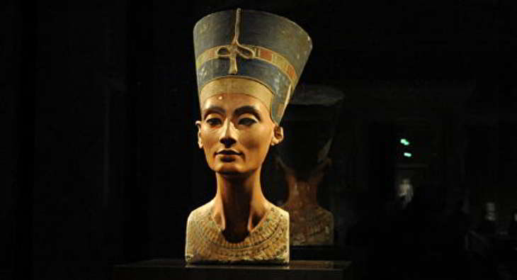 Néfertiti