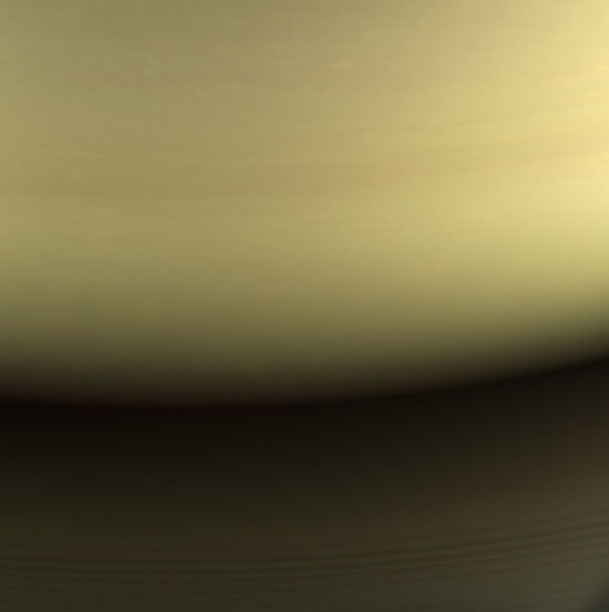 Voici les dernières images envoyées par Cassini Cassini-images