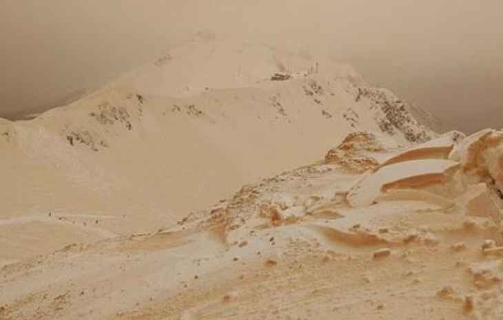 neige orange