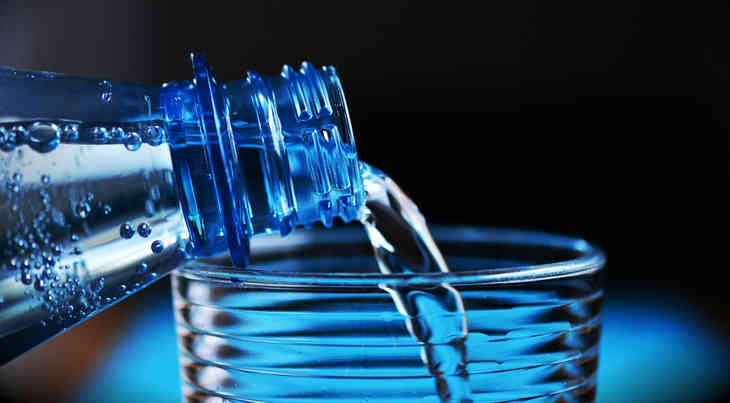 L’eau embouteillée