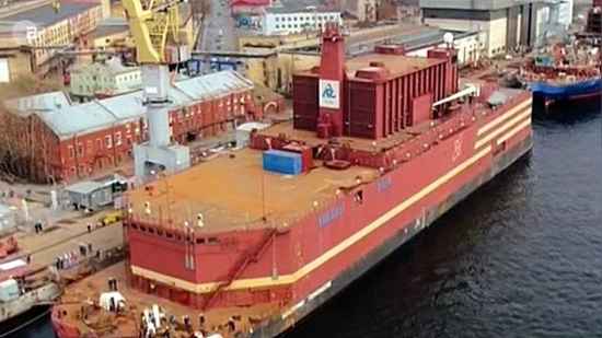 centrale nucléaire flottante