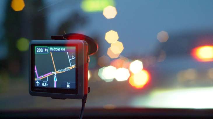 bug GPS