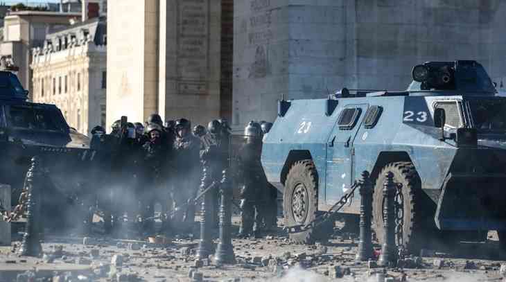 policier boxe
