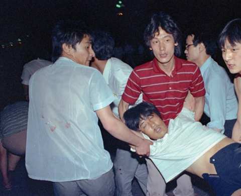protestants-tiananmen