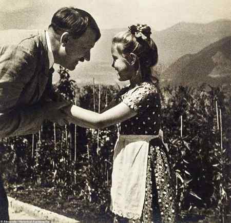 Bernile-et-hitler