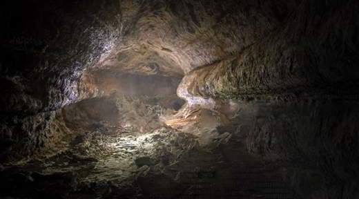 caves-Lune