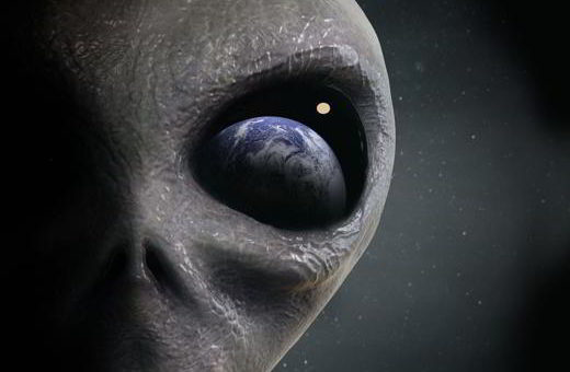 Extraterrestre-espion-sonde-orbite