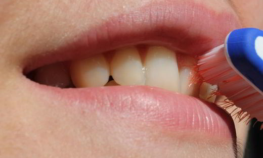 poils-bouche